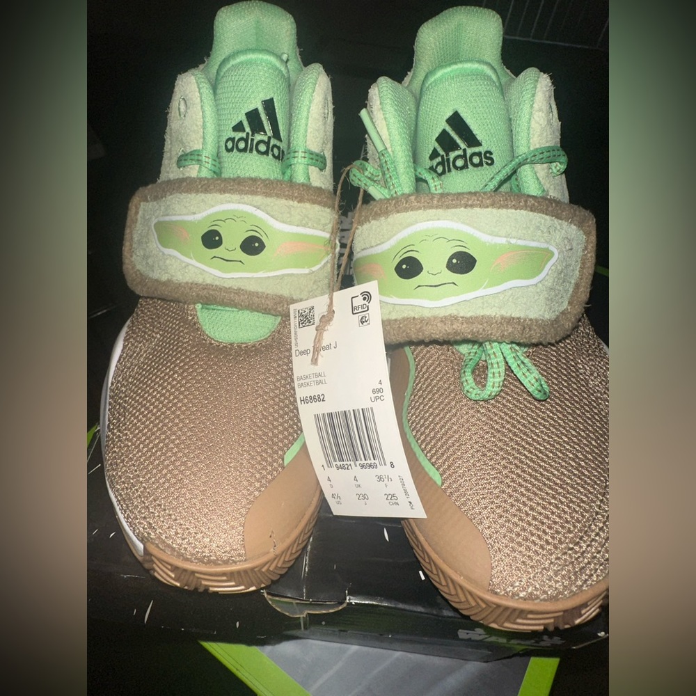 Star Wars Adidas Deep Threat J